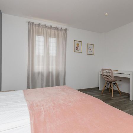 Villa Viscum In Central Istria For 8 Persons With Large Garden - Pet Friendly Пазин Екстер'єр фото