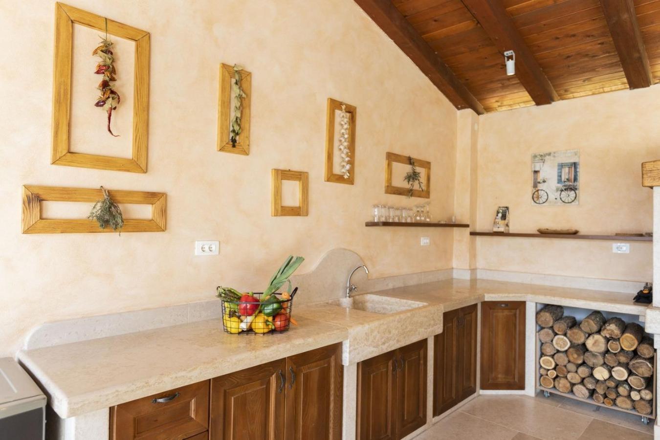 Villa Viscum In Central Istria For 8 Persons With Large Garden - Pet Friendly Пазин Екстер'єр фото