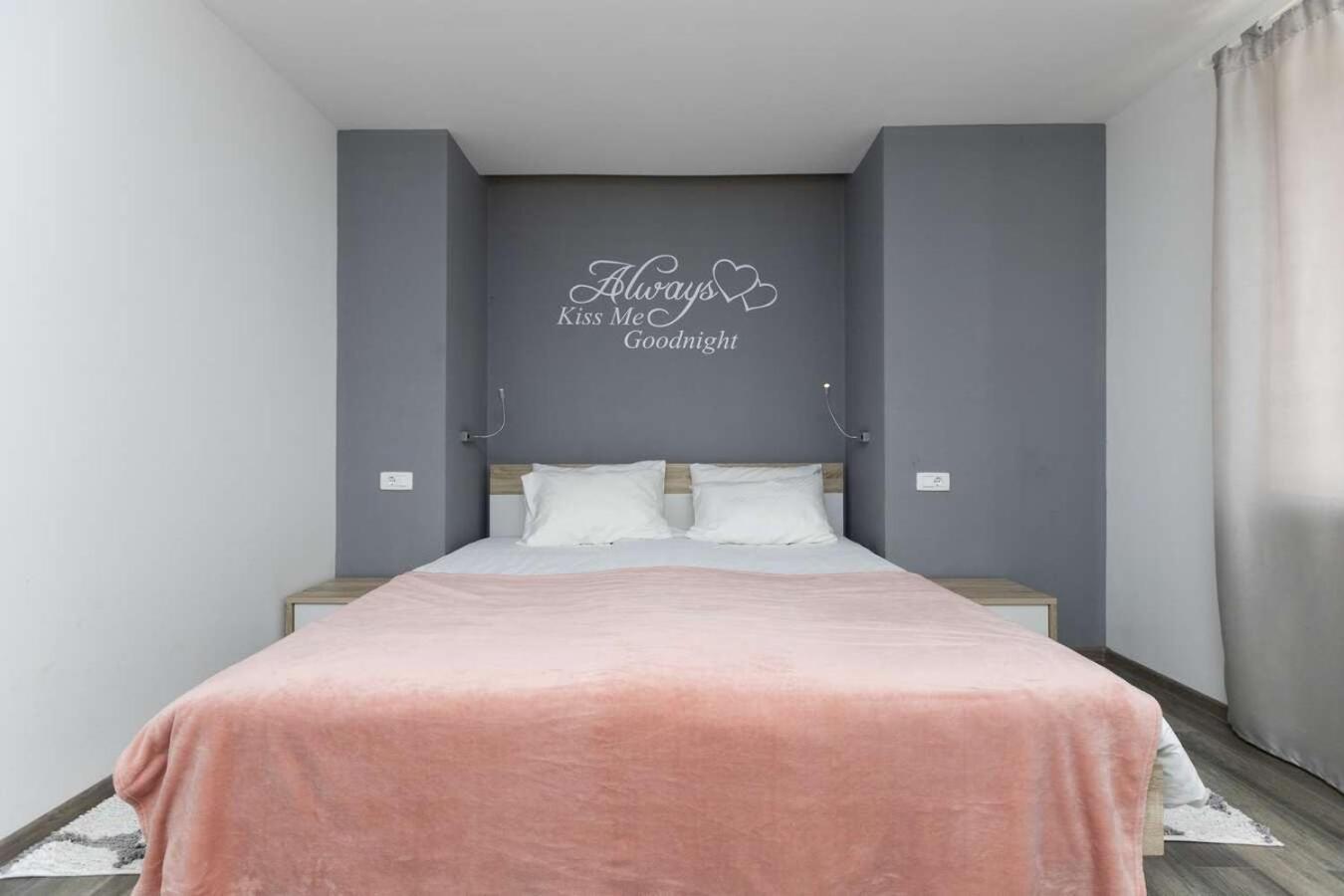 Villa Viscum In Central Istria For 8 Persons With Large Garden - Pet Friendly Пазин Екстер'єр фото