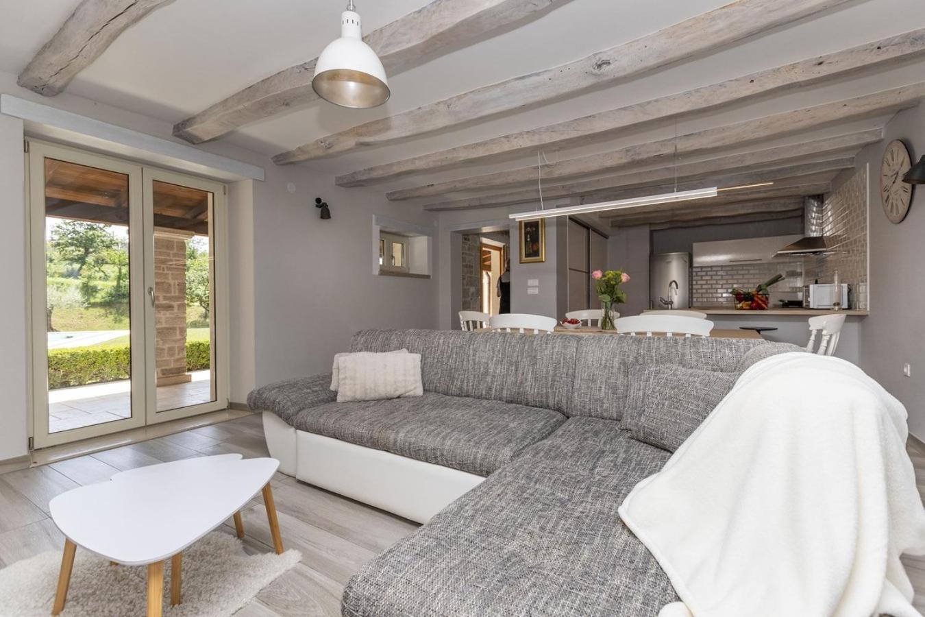 Villa Viscum In Central Istria For 8 Persons With Large Garden - Pet Friendly Пазин Екстер'єр фото
