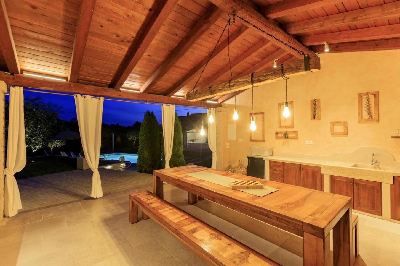 Villa Viscum In Central Istria For 8 Persons With Large Garden - Pet Friendly Пазин Екстер'єр фото