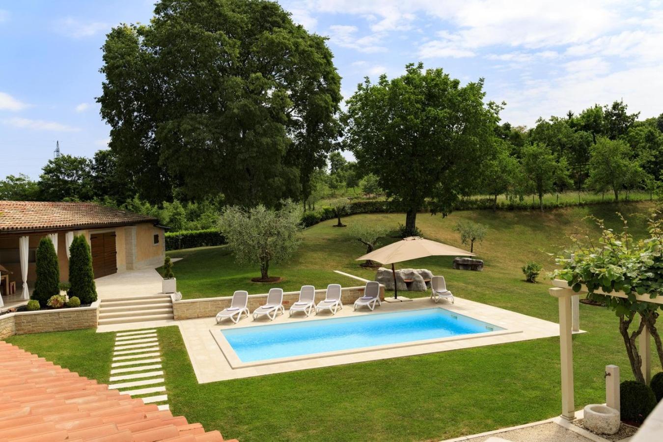 Villa Viscum In Central Istria For 8 Persons With Large Garden - Pet Friendly Пазин Екстер'єр фото